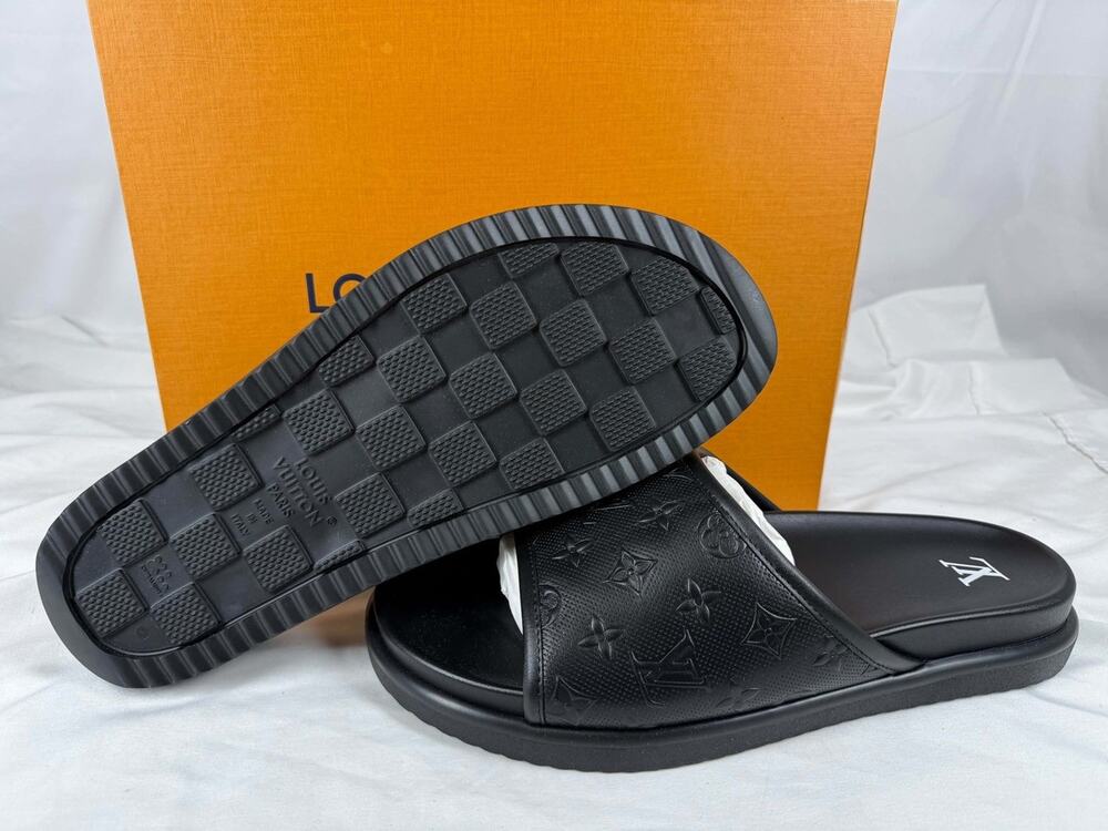 US Men's Size 13 Louis Vuitton Monogram Leather Printed Slides SPB-JB 370571